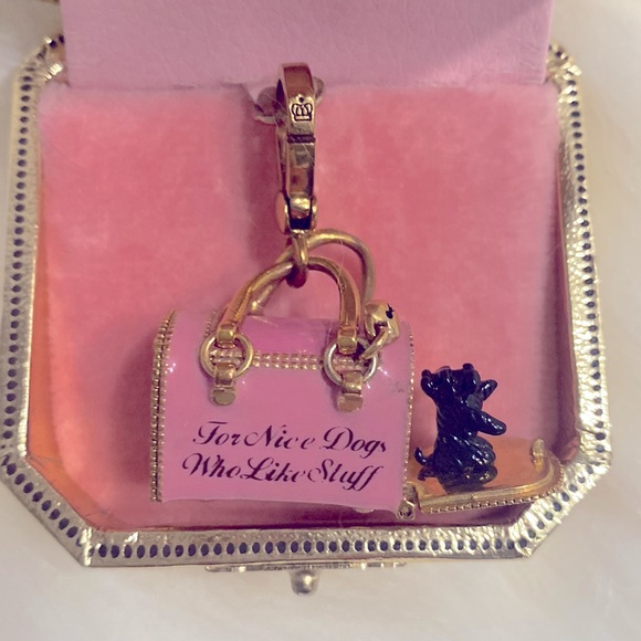 Juicy Couture Pink Dog Carrier Charm Like New Excellent Condition - Picture 6 of 13